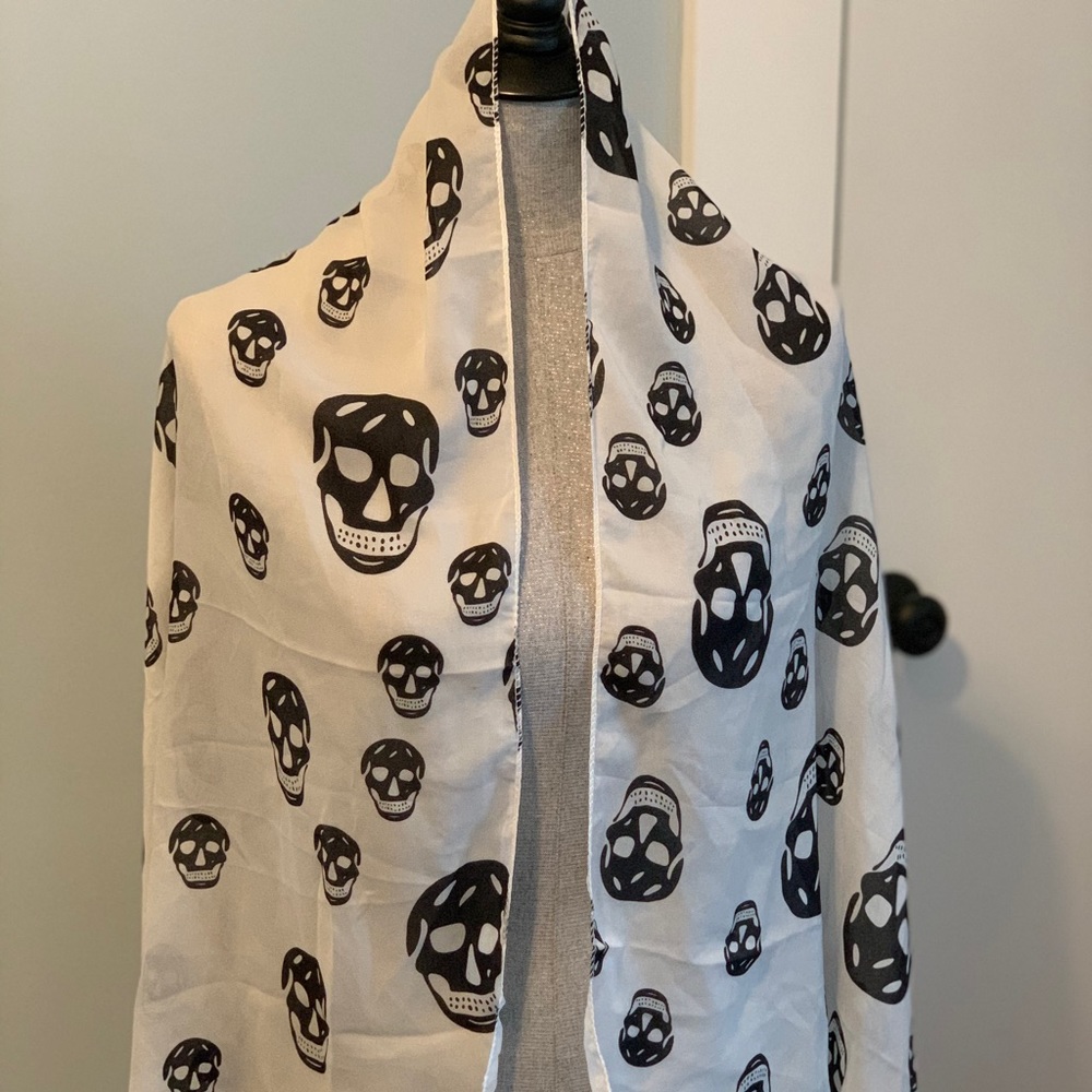 💀 Skull•Shawl 💀
